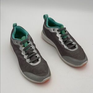 Vionic agile fyn performances Charcoal Aqua Sneakers women 9 casual comfort